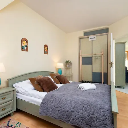 Apartment Polana Szymoszkowa With Mountain View By Renters *